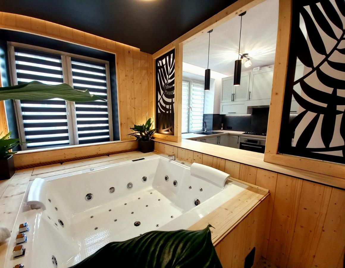 Vip Apartament Malmeda Jacuzzi Białystok Buitenkant foto