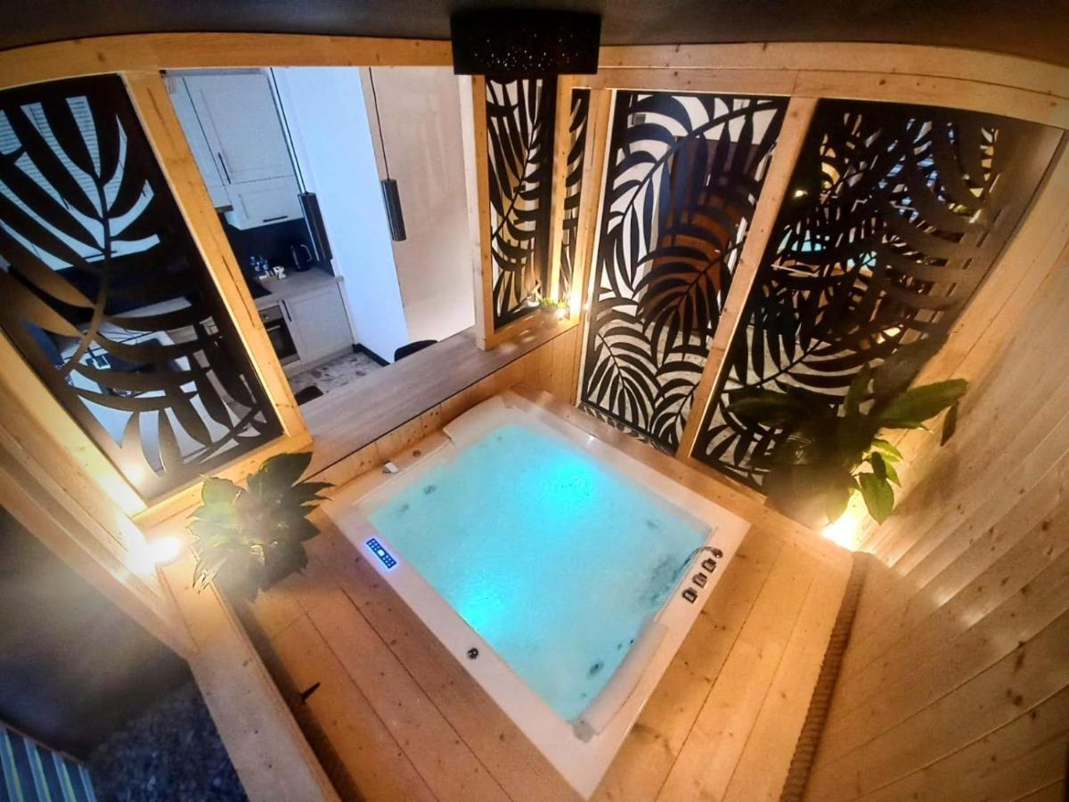Vip Apartament Malmeda Jacuzzi Białystok Buitenkant foto